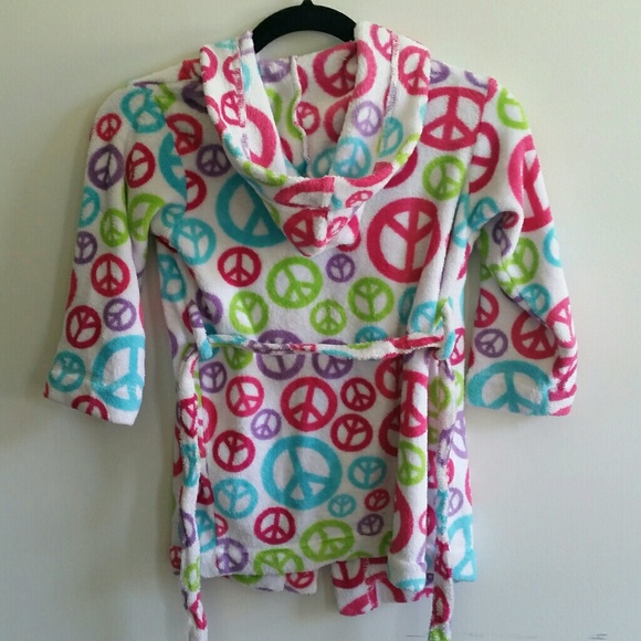 Hooded Rainbow Peace Sign Plush Robe Girls (6) - Picture 2 of 7